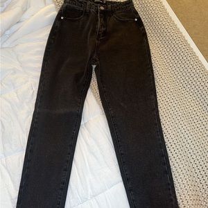 PRETTYLITTLETHING black straight leg jeans 🖤